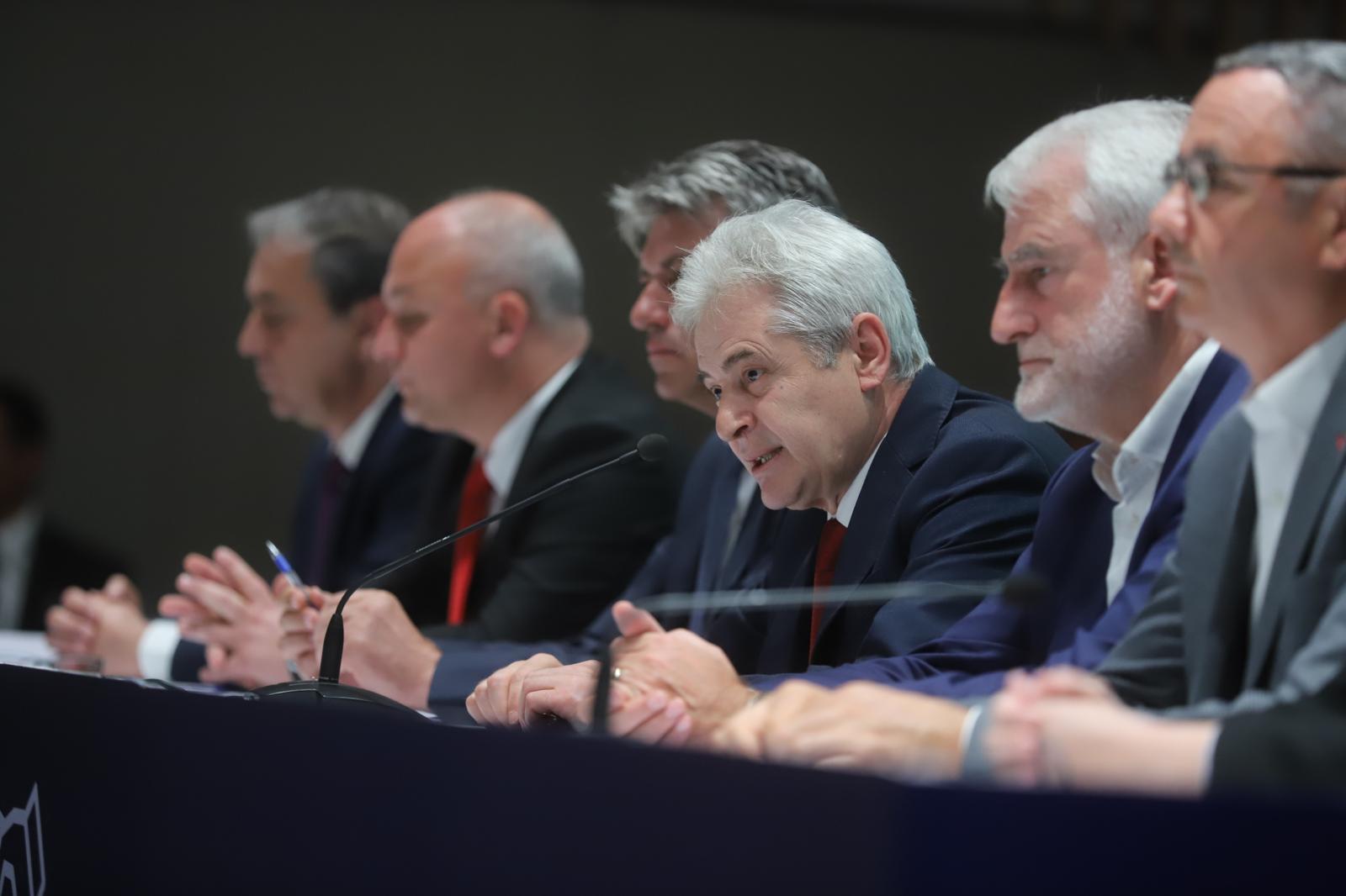 Fronti Europian zbulon marrëveshjen e nënshkruar nga të gjithë kryetarët e partive