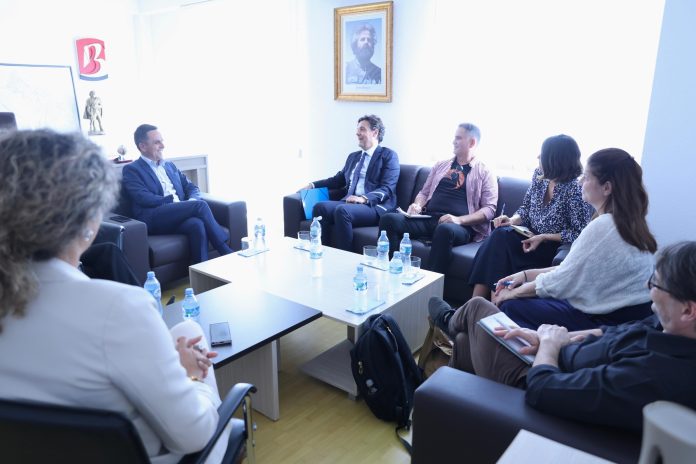 550239319_1354855926010383_9042306124079962174_n