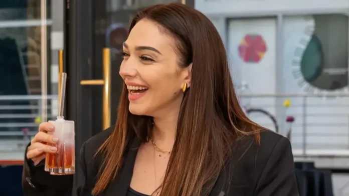 jonida-vokshi-ne-pritje-te-embel?