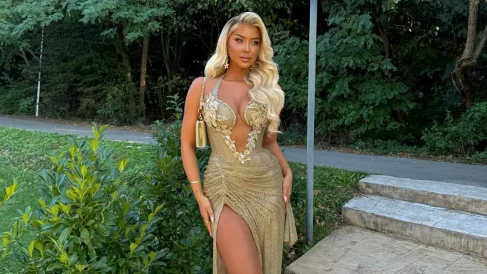 floralba-rama-mahnit-ndjekesit-me-selfien-ne-makine