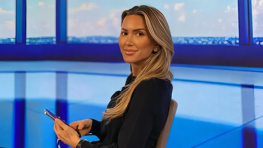 Çfarë fshihet pas postimit misterioz të Lori Hoxhës 