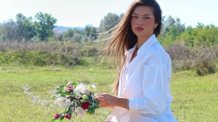 sindi-mahnit-ndjekesit-me-pamjen-e-saj-dimerore