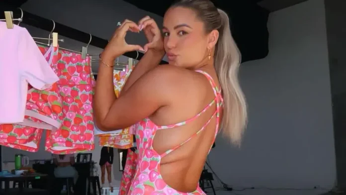 karina-provokon-me-bikini-te-re-–-linjat-qe-rrembejne-vemendjen