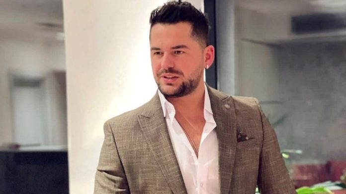 flet-vellai-i-shpat-kasapit-pasi-kengetari-nderroi-jete,-ndan-detaje-rreqethese