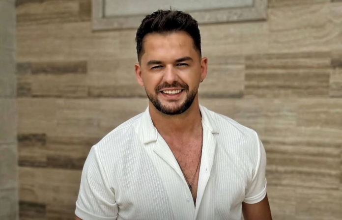 “humbi-ndjenjat-gjate-koncertit”,-aktori-rrefen-momentet-e-fundit-te-shpatit:-selvija-u-mundua-shume-por…