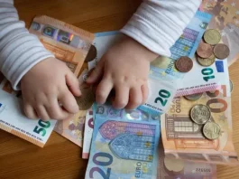 Prishtinë: Shteti nis hetimet pasi dyshohet se mijëra fëmijë nga diaspora marrin shtesa çdo muaj